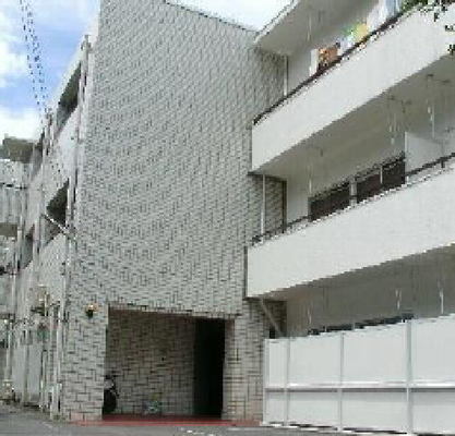 東京都新宿区中町 賃貸マンション 1LDK